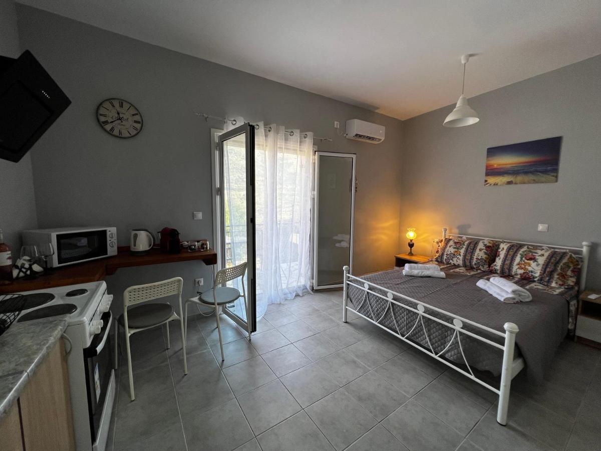 Aggelikis Studio Apartment Zola ภายนอก รูปภาพ
