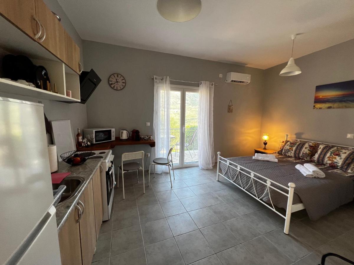 Aggelikis Studio Apartment Zola ภายนอก รูปภาพ
